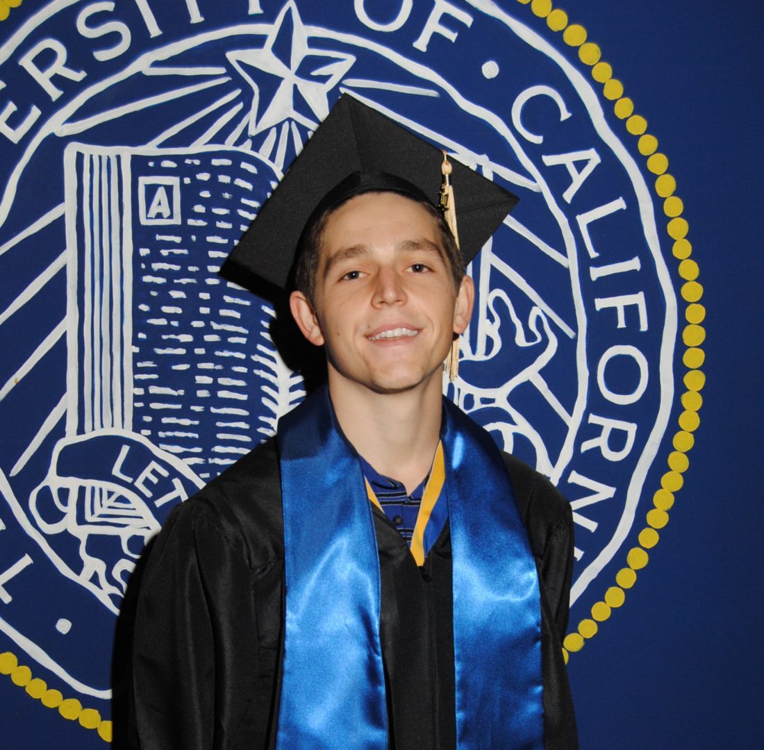 50222643-00201-0244s-min-1100x1638